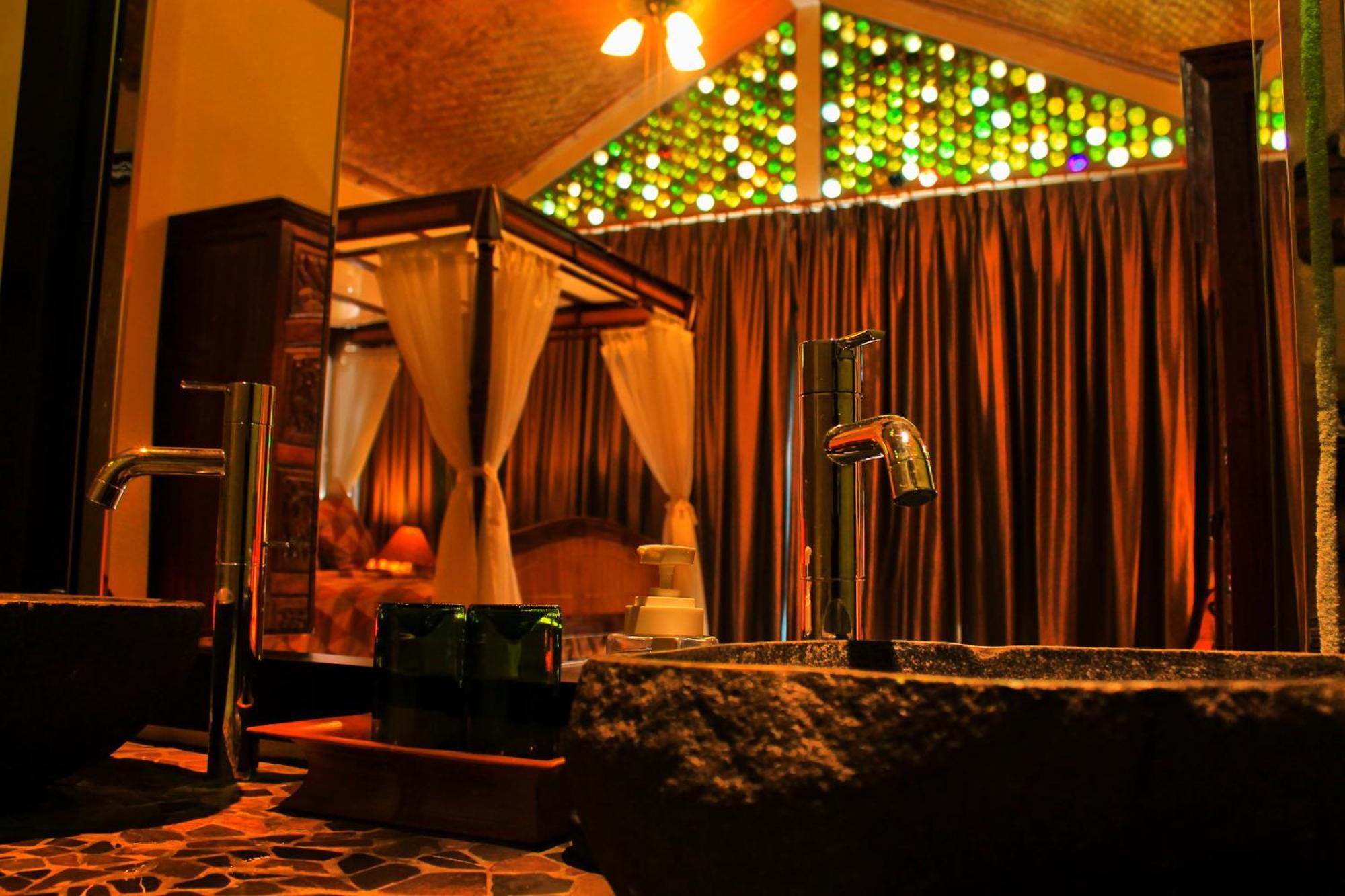 Tempat Senang Spa Resort & Restaurant سيكوبانغْ المظهر الخارجي الصورة